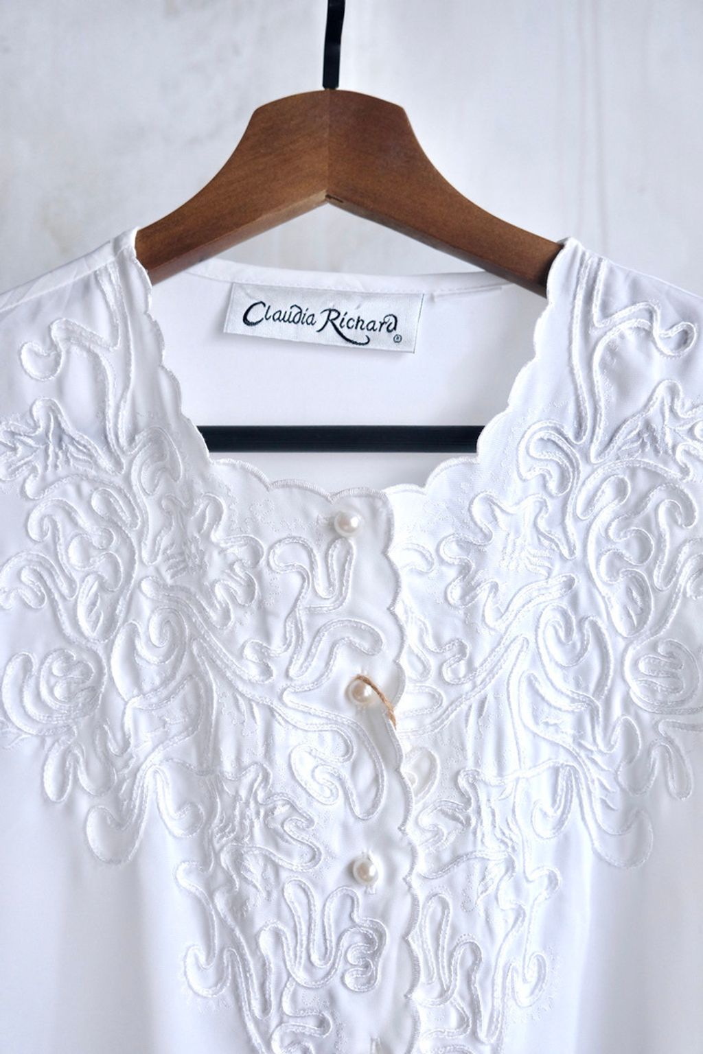 D377679B-87CB-436D-8F87-6CE00DBFD9A9_1_105_c