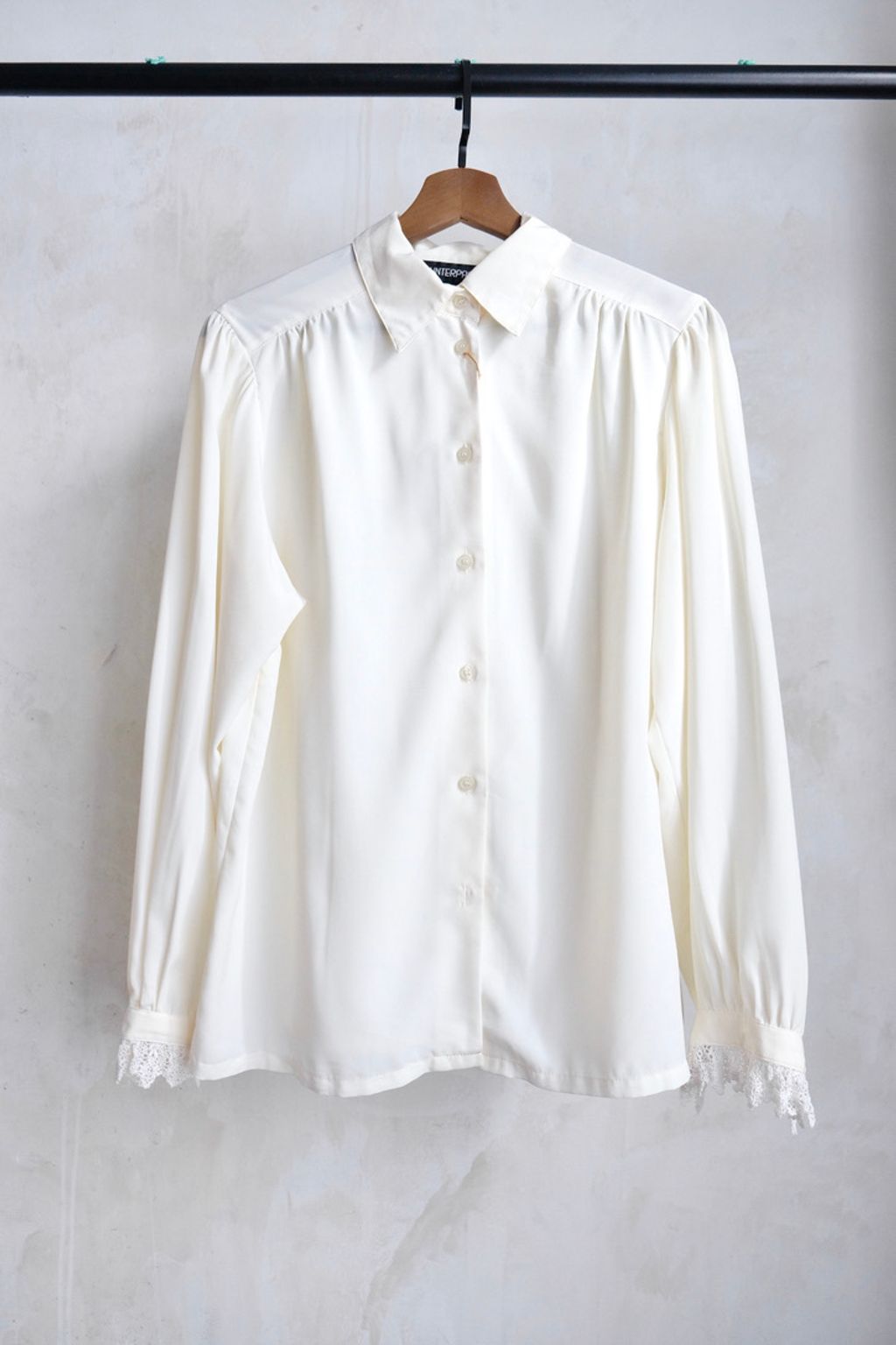 14CEE554-3A17-4920-A952-E312E48E6FE6_1_105_c