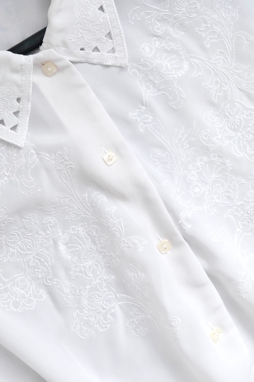 DA2B88BD-4090-40A0-854B-DB488137E4F2_1_105_c