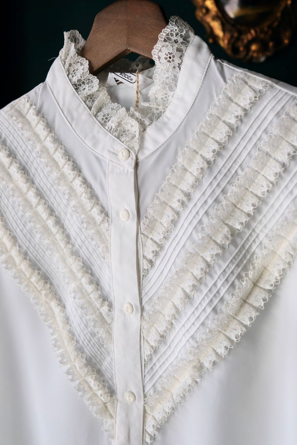 4A2CB9E3-1FB9-4502-BE47-6C309DB14D75_1_201_a