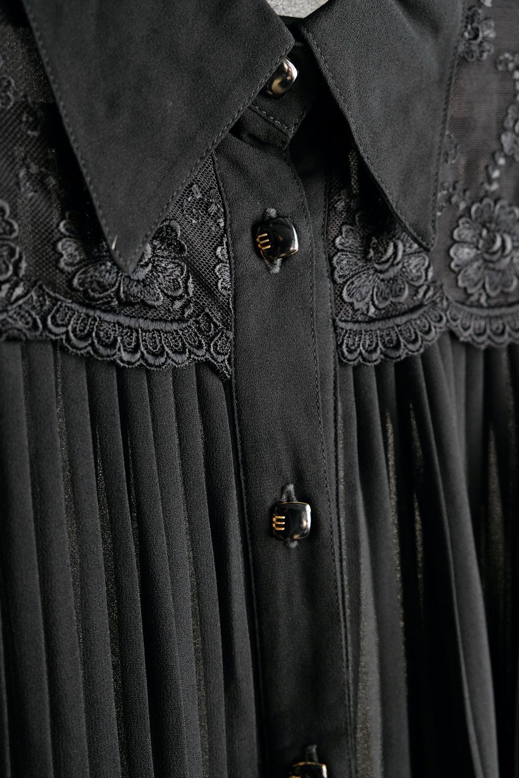 94EC18AA-695C-4E09-A082-94268356C79D_1_201_a