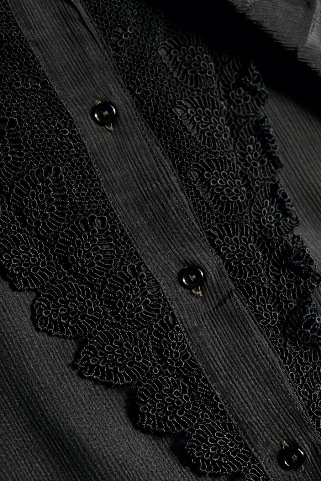 B303FD6F-4F32-4C04-86BA-AC63BB69A3F2_1_201_a