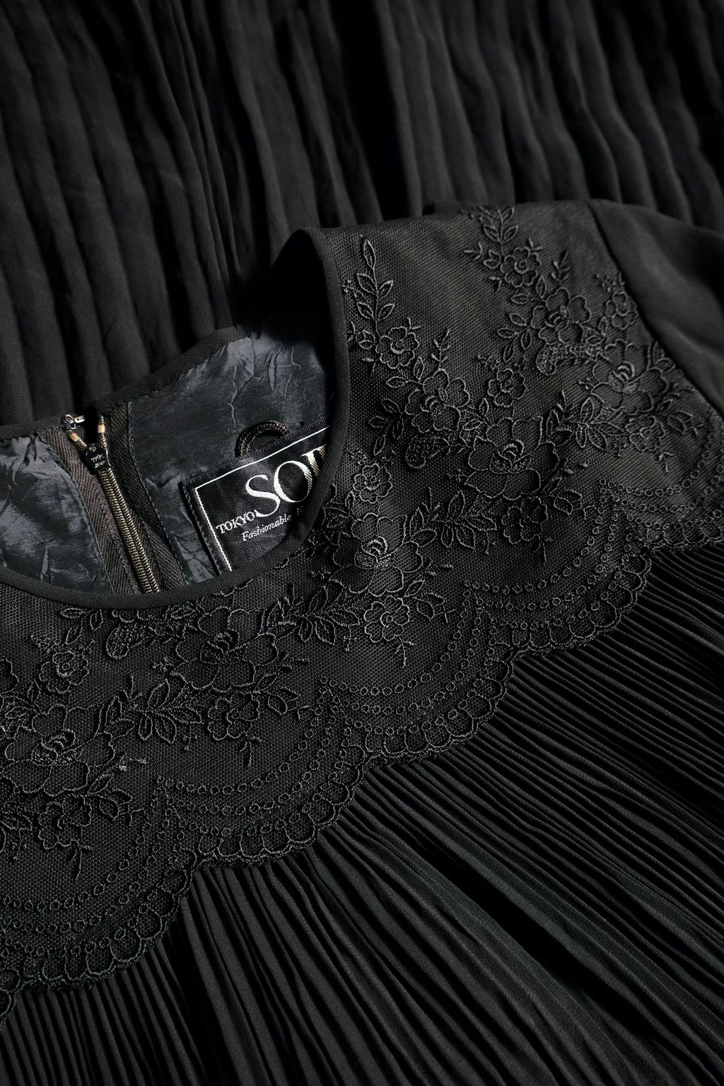 09BE0777-DBF6-4949-83DD-6F2B50E44C96_1_201_a