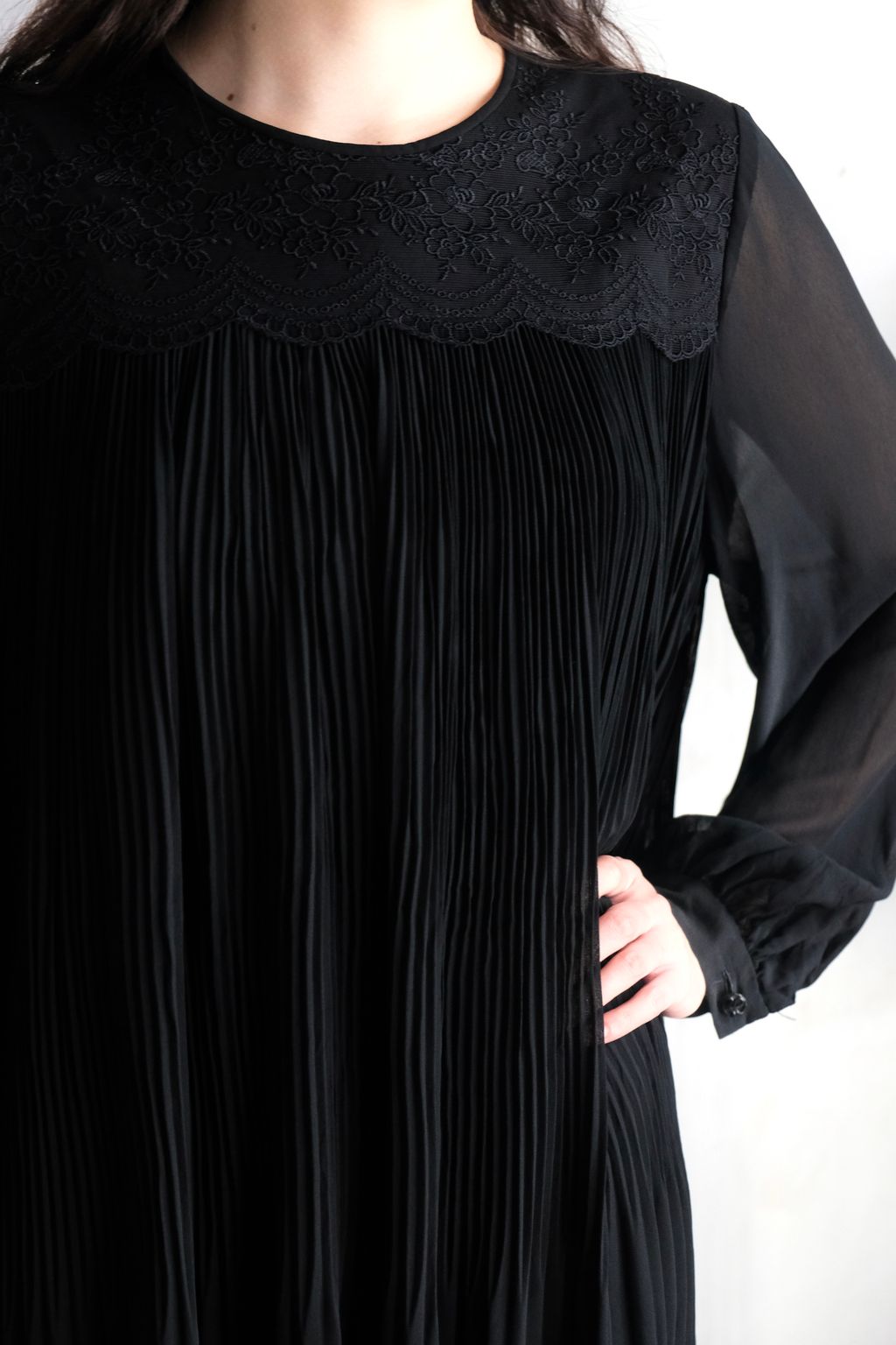 67903DCB-EF93-4448-A1B7-879EAD770B79_1_201_a