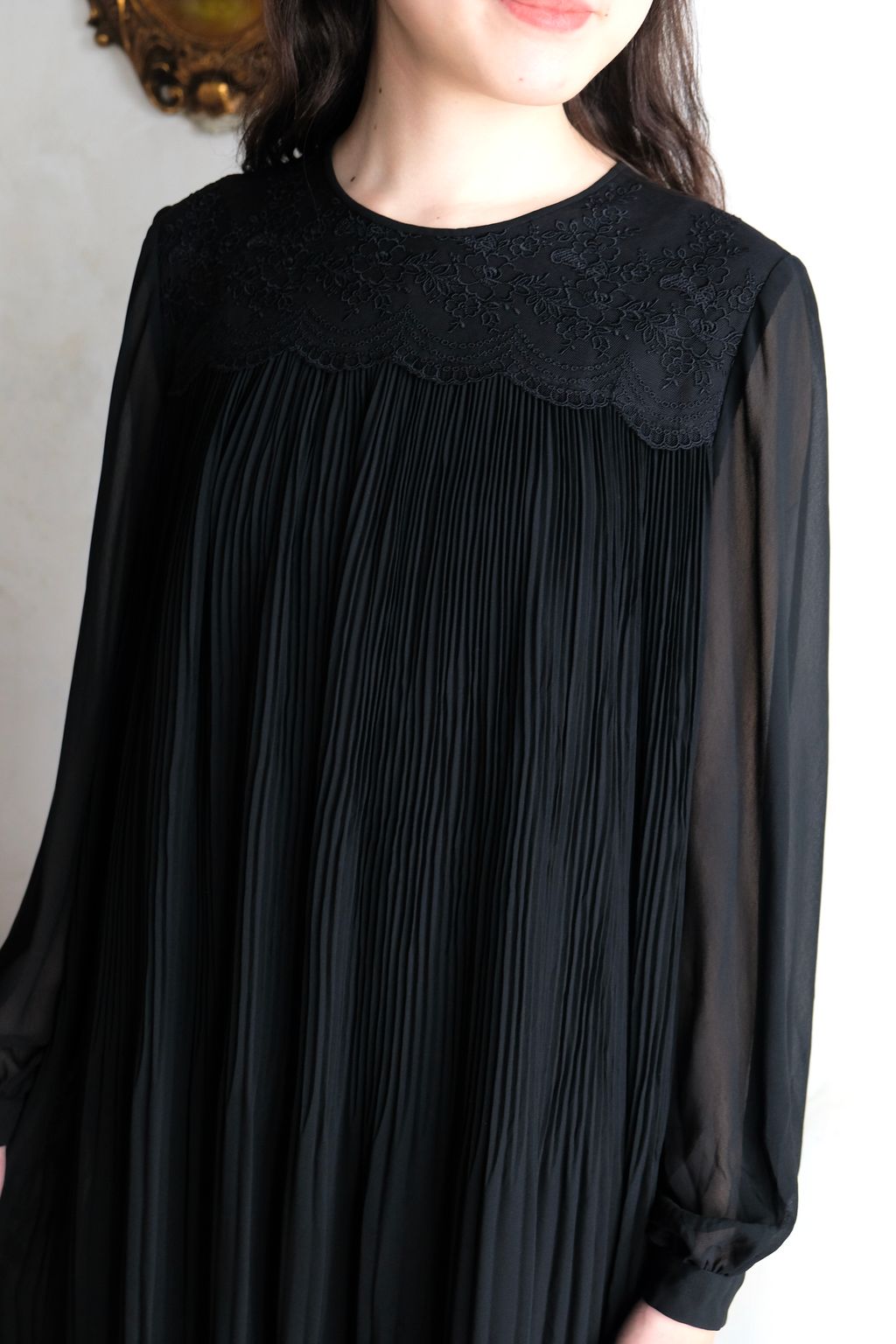 26B72909-00C1-4F83-A5BD-B4A44794821E_1_201_a