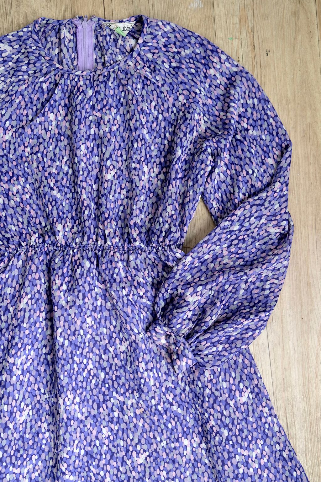 C3F31298-78D0-47FF-9B46-47CE7F902507_1_201_a