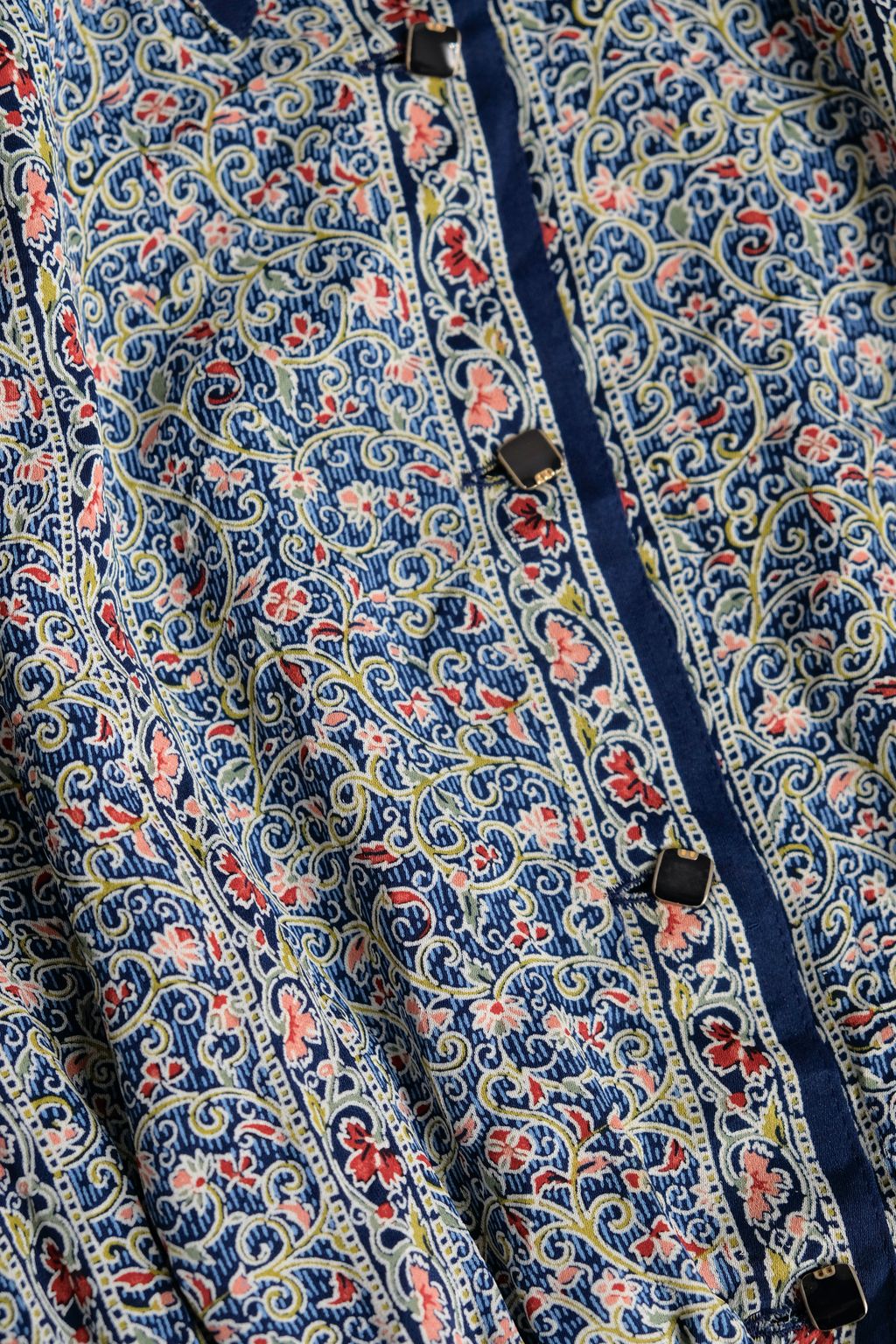 7944065F-BC36-48E4-BDAC-D5EEE46295FA_1_201_a