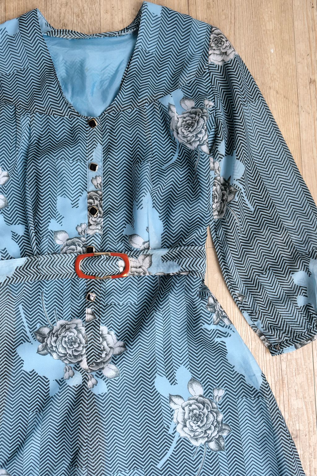 BBC60689-62B5-45CB-9516-815953F80EDE_1_201_a