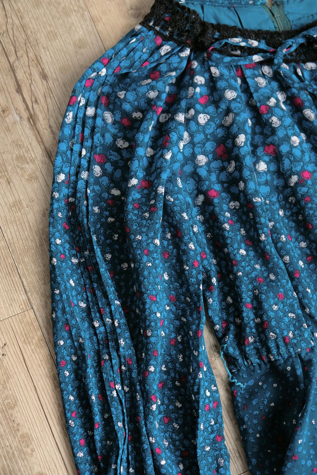 3C7FB8E0-B2B0-44E9-91A1-8E689B9A4FF2_1_201_a