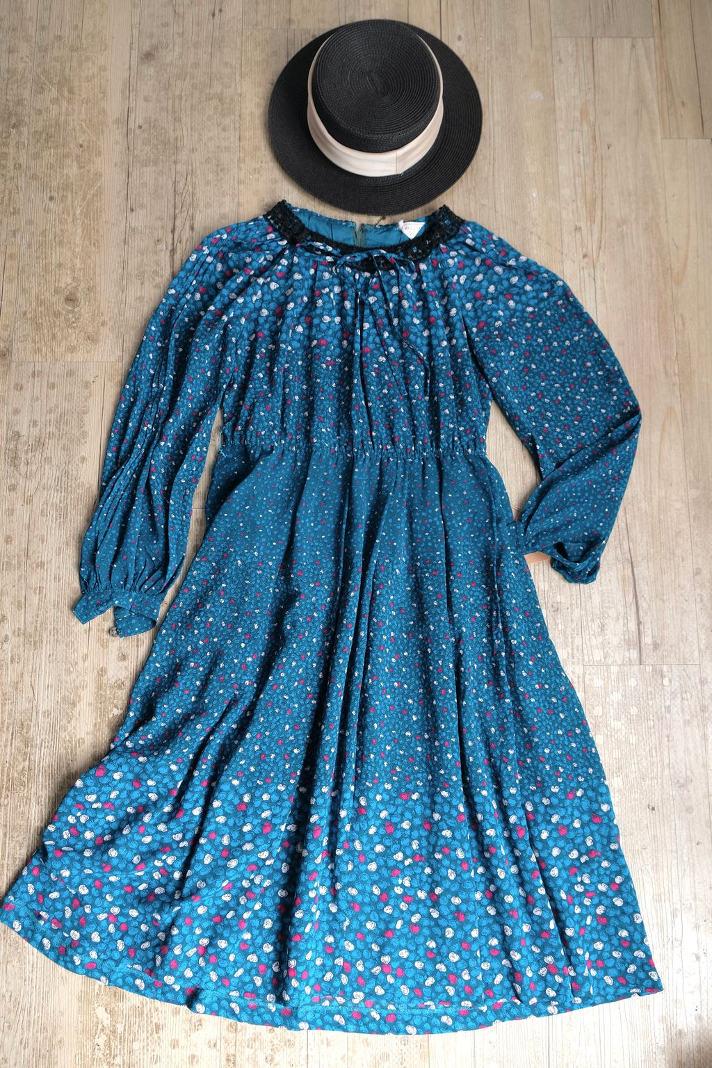 9DDAC0A0-A4FB-475D-BB66-E56A27D5E65A_1_201_a