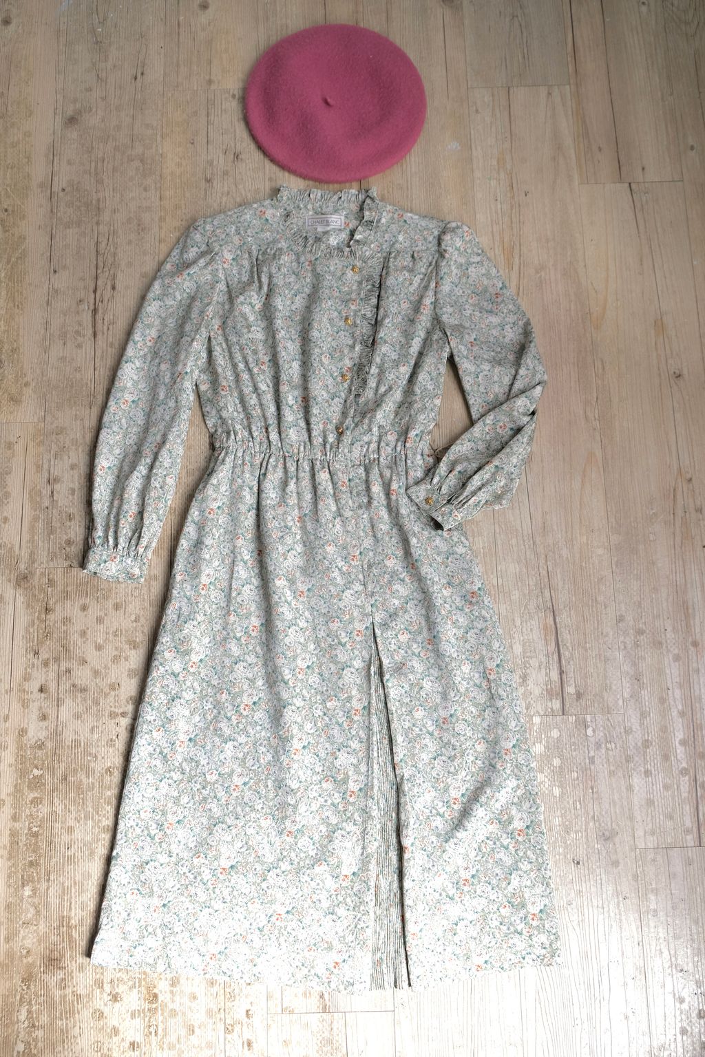 B0F45AF9-D1ED-4A1A-9513-B7EA65305F90_1_201_a