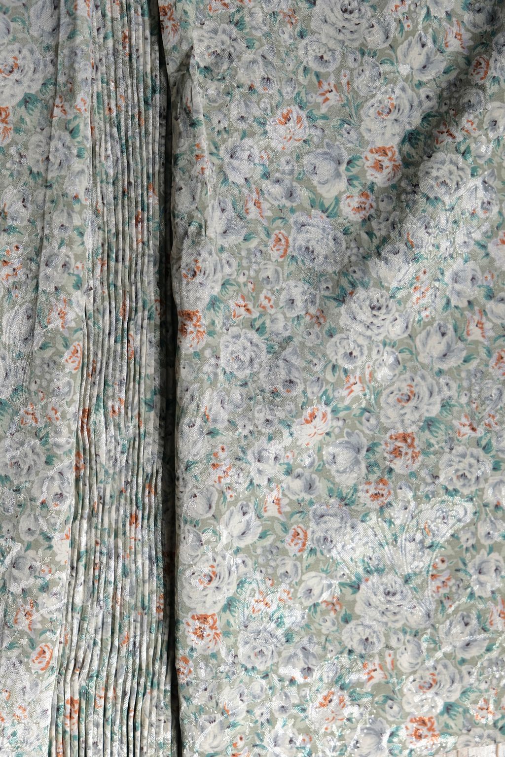 F5C505D0-E37F-4B82-97B3-932711C91220_1_201_a