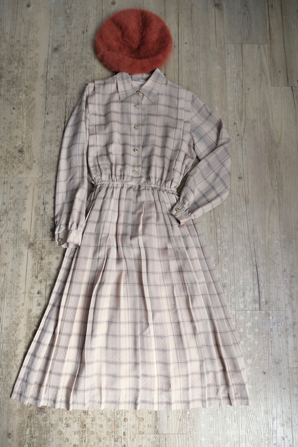 D37DB55A-06B1-427C-AE8E-010E2A5C20F4_1_201_a