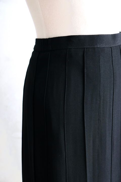 8457DB30-F9AE-4381-BE0D-18184A3E1196_1_201_a