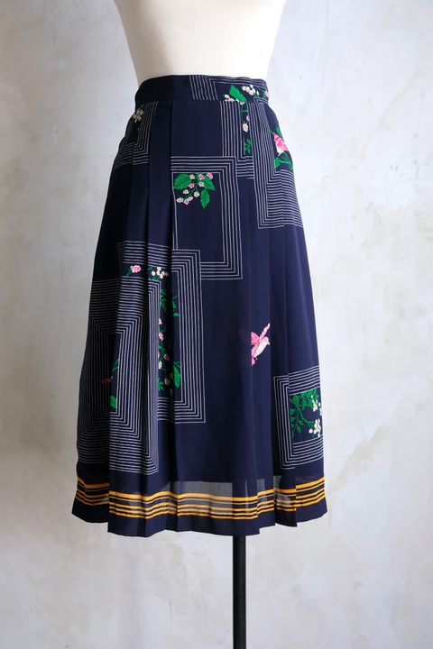 F996B6C6-B782-4ED4-9B38-29FC4938E675_1_201_a