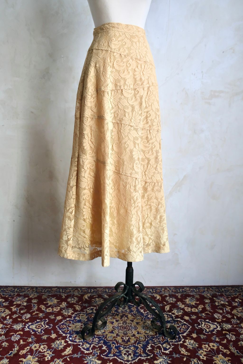 24DE069E-1774-4706-9082-2C270646863D_1_201_a