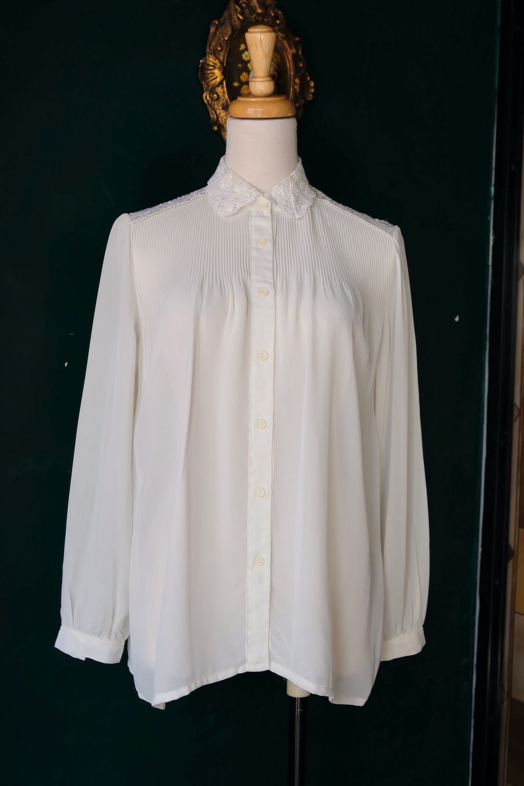 FA6C52BD-3E14-438A-B5AF-18EE7AAE1737_1_201_a