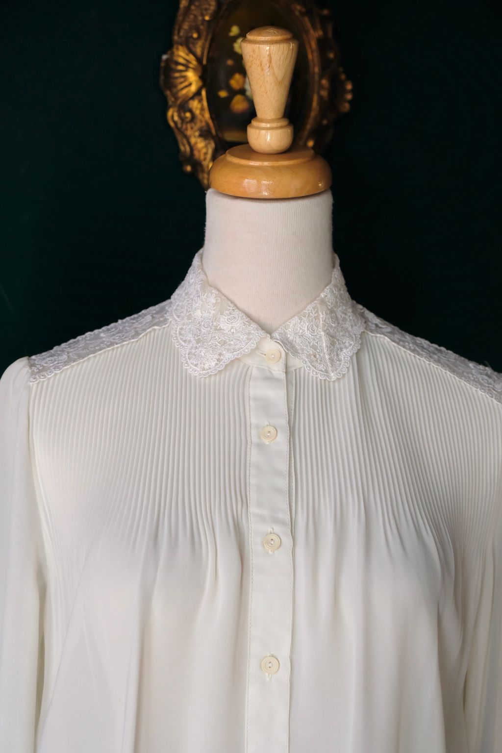 9D6831BC-AD9B-4278-BF4F-6AA4A80A8407_1_201_a