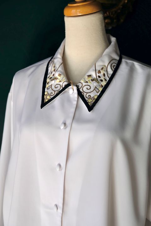 32224B60-479F-49D1-8EDD-43BE856417F2_1_201_a