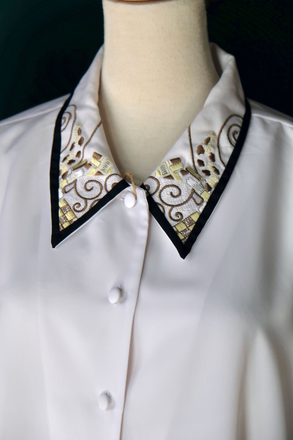 1F5296EF-5FE1-48F5-8BEF-BDC853857916_1_201_a