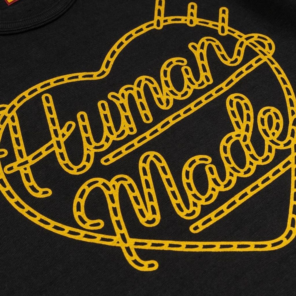 Human Made Spring Summer 23
Collection - Graphic Black Tee #1(HM25TE001)