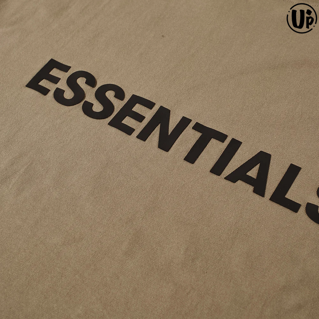 FEAR OF GOD ESSENTIALS BOXY T-SHIRT APPLIQUE LOGO TAUPE 125HO202006F