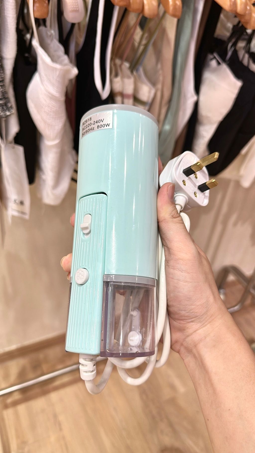 9F2186A6-E85A-47FA-B22F-2CDC61D70E4D