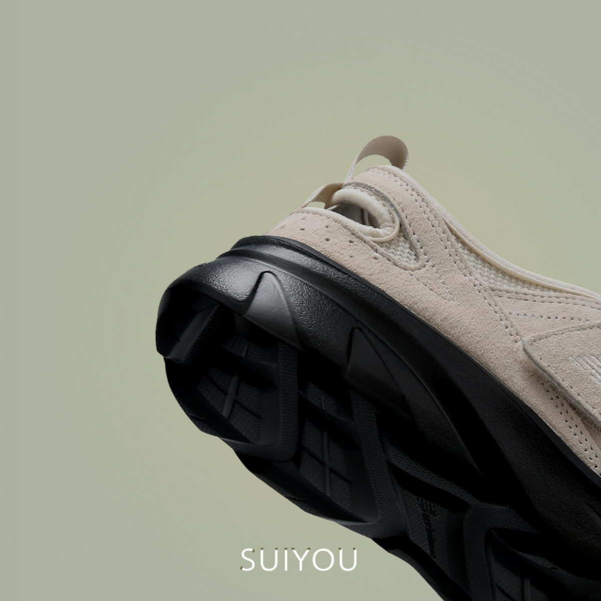 b6eed011-3958-419b-b5e6-3c42d934641d