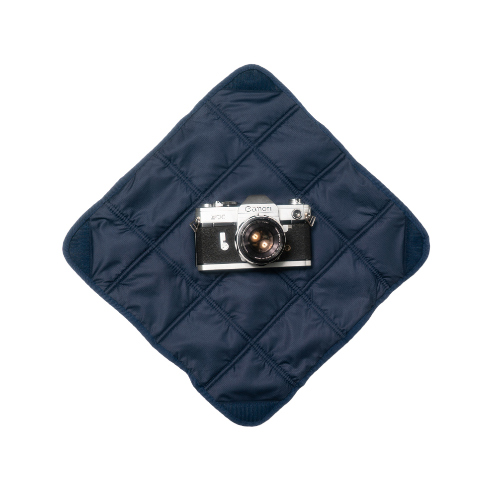 MMW21087nvy_camera1