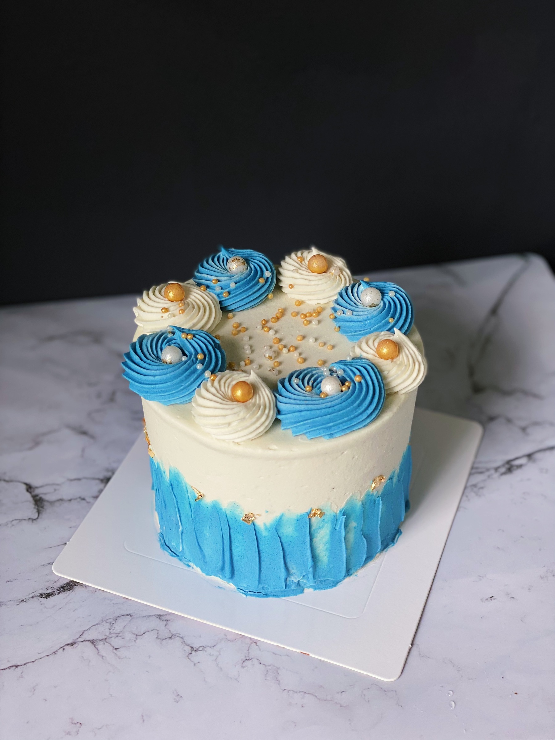 Turquoise and Gold Buttercream Wedding Cake