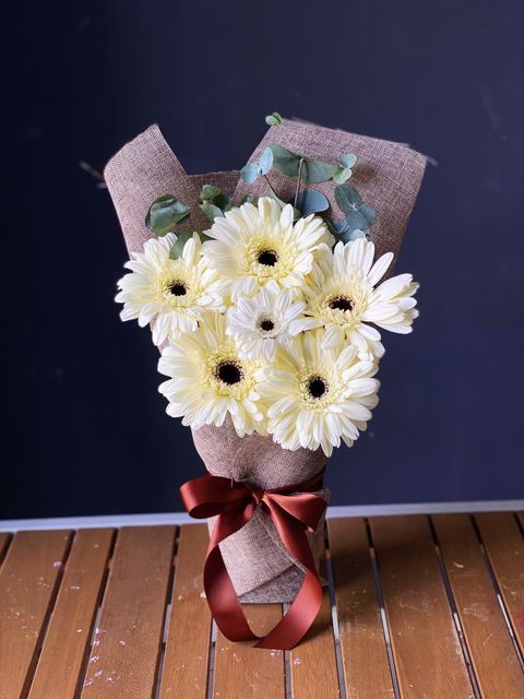 C0B4894E-0124-48AE-AAE9-37D9544BB8D3