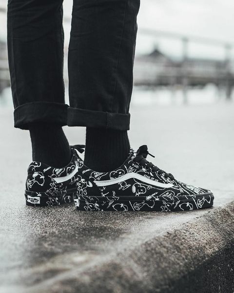 #VansShoes VANS x PEANUTS Old Skool _Snoopy_Black_.jpg