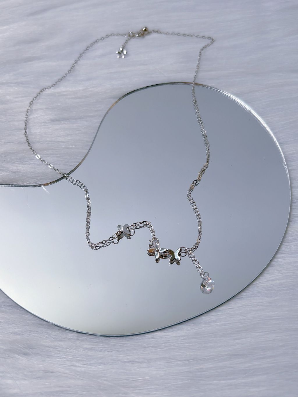 lumiere butterfly drop necklace (925 silver)