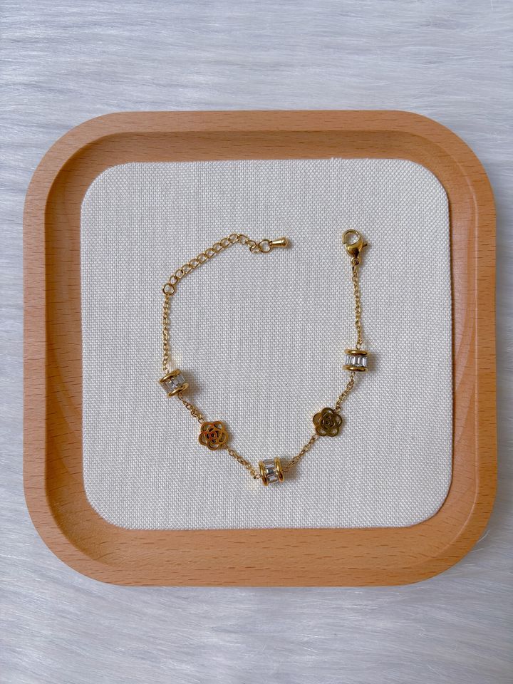 camellia charm stainless steel bracelet