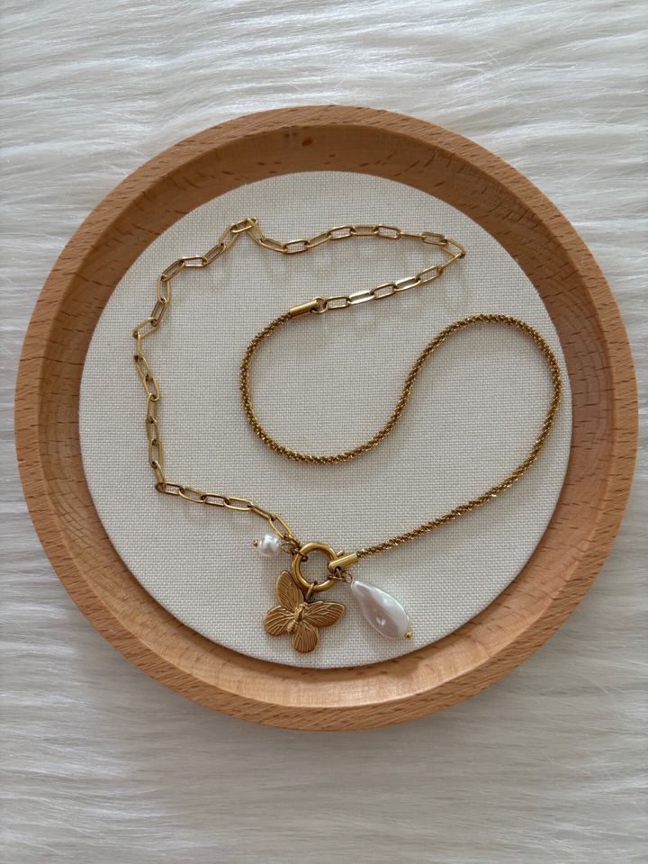 enchanted pearl butterfly necklace