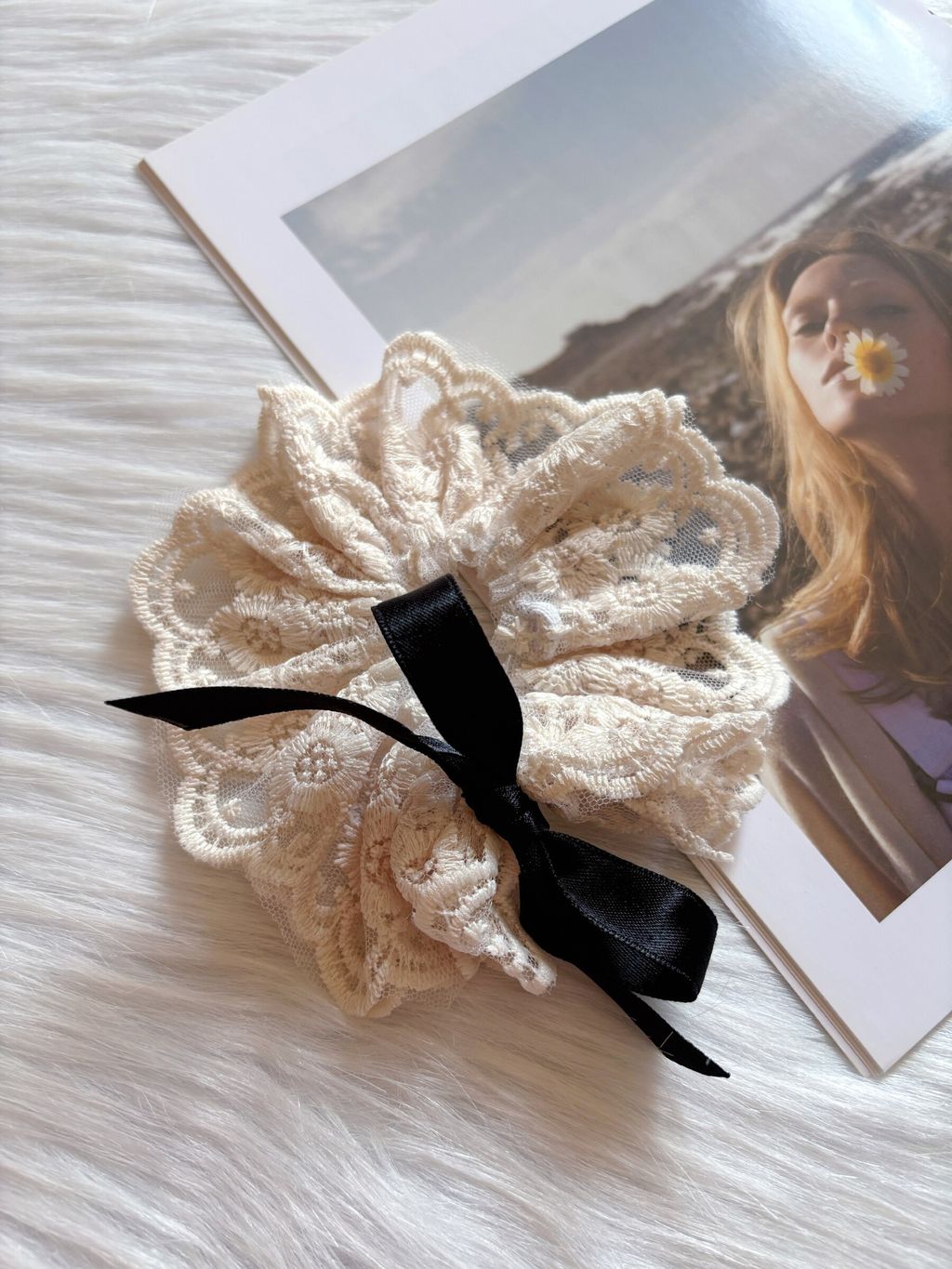 premium lace scrunchy