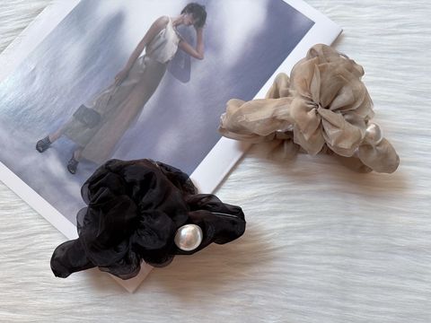 ruffle flower claw clip (13cm)