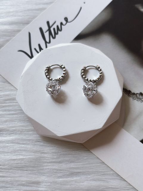 earrings 310