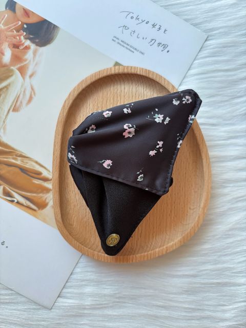 floral print dumpling claw clip