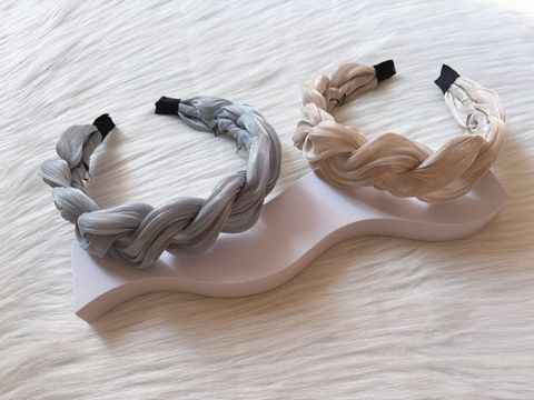slight shimmer headband