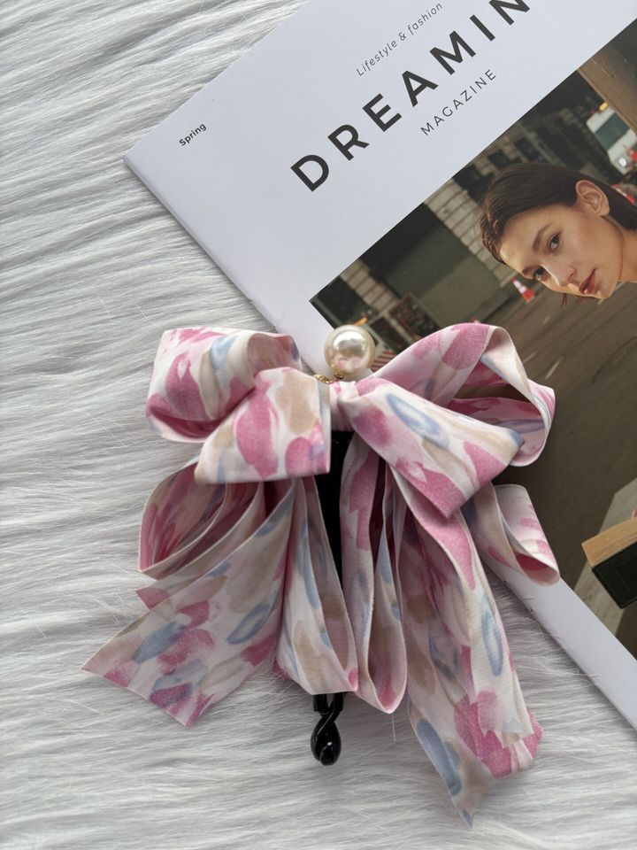 multi layer ribbon banana clip