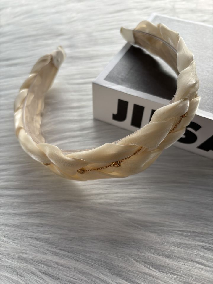 shimmer braid headband with heart chain