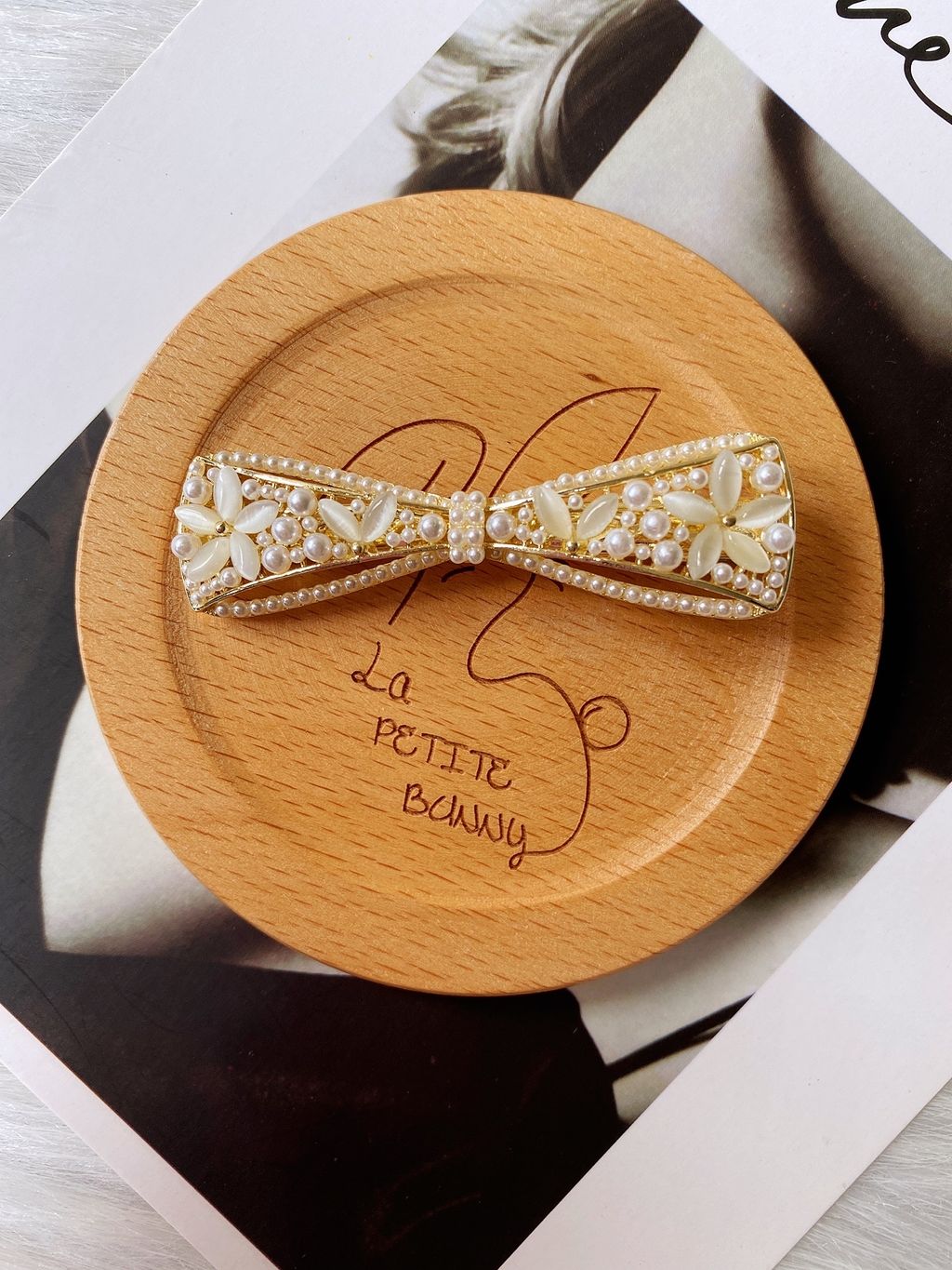 pearl mix cat eye stone duck clip (6cm)