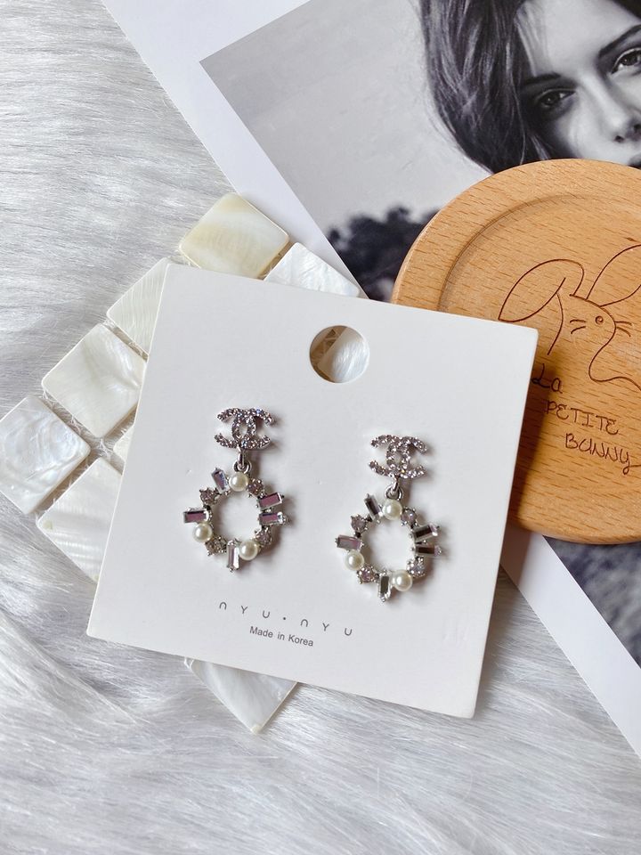 Earrings 059