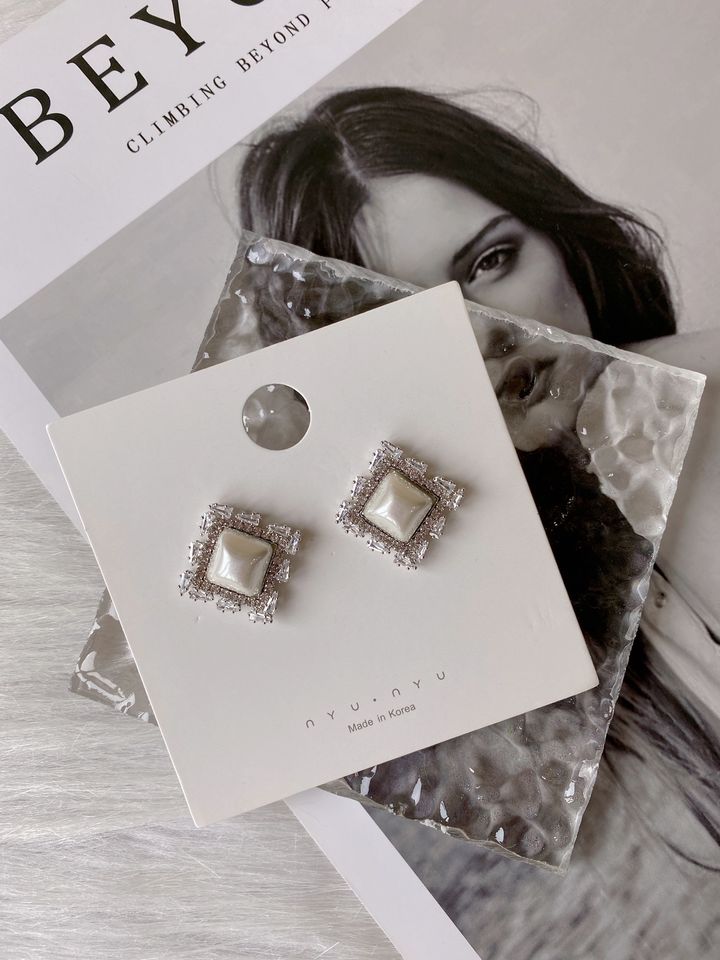 earrings 067