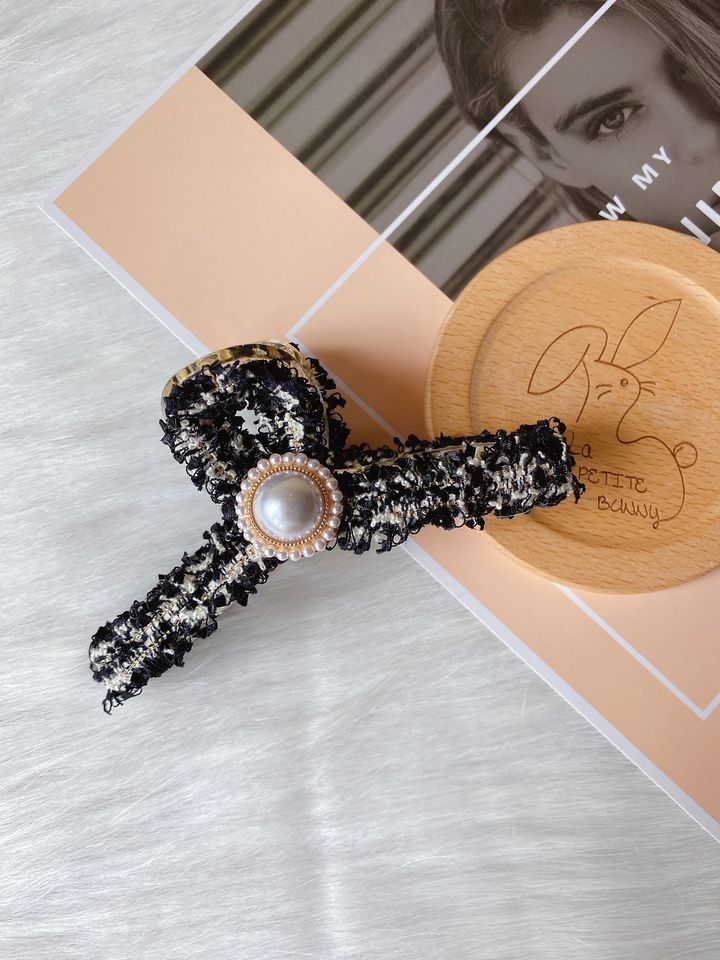 tweed design claw clip