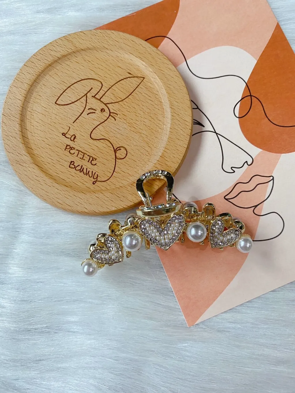 crystal mix pearl heart claw clip (7cm)