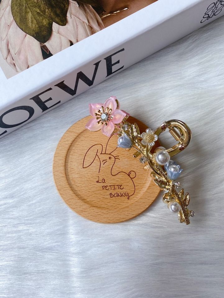 limited edition flower claw clip (11cm)