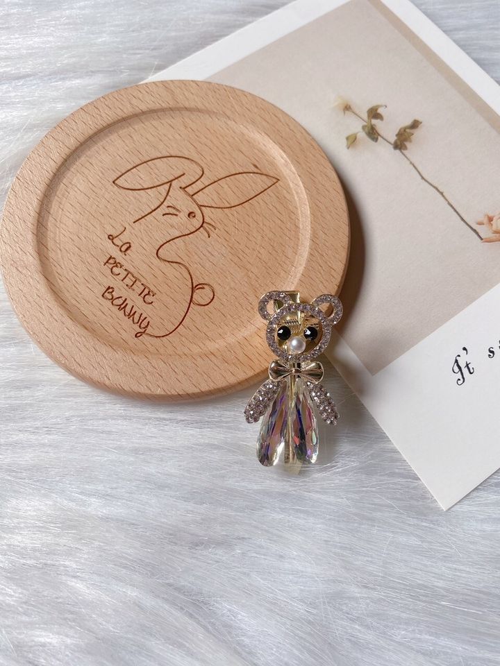 crystal bear duck clip