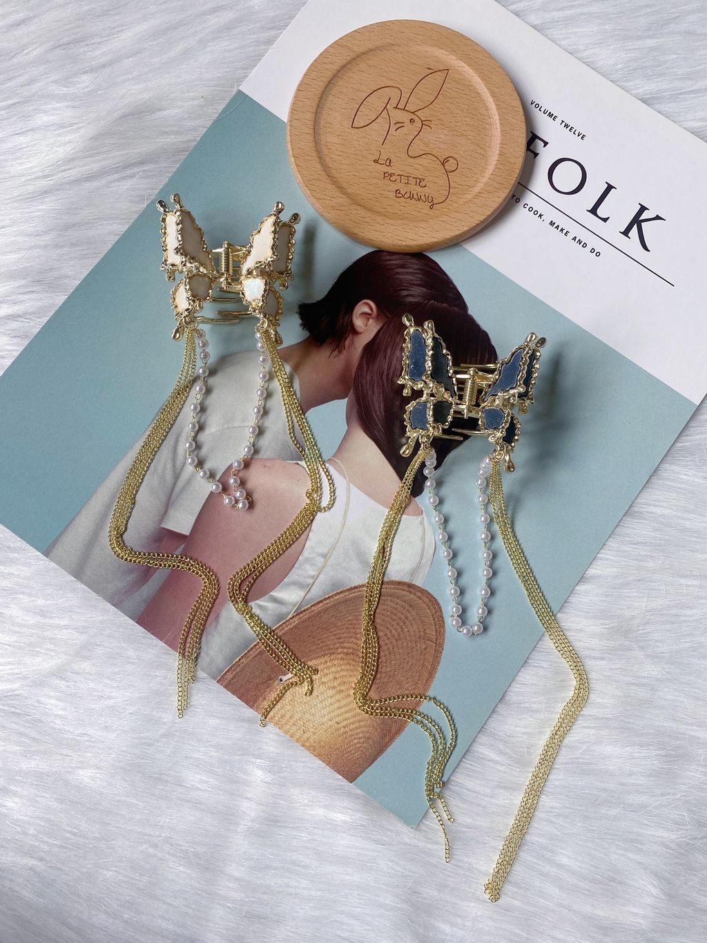 limited edition butterfly claw clip with dangling chain (5cm)